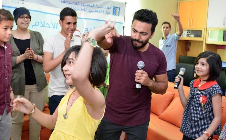 سمو الأميرة غيداء طلال تستقبل الفنان المصري تامر حسني في مركز الحسين للسرطان 